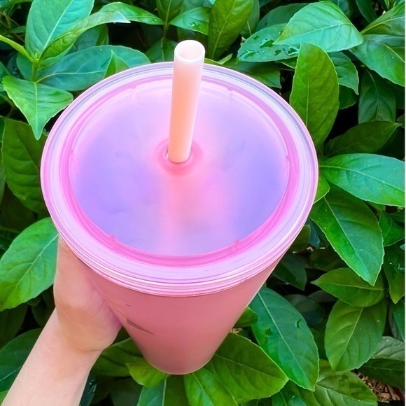 Limited Edition Starbucks Siren Soft Touch - Picture 3 of 3